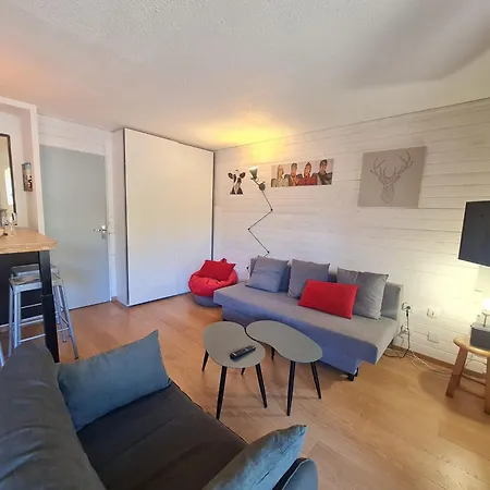 For 6 In Apartment *